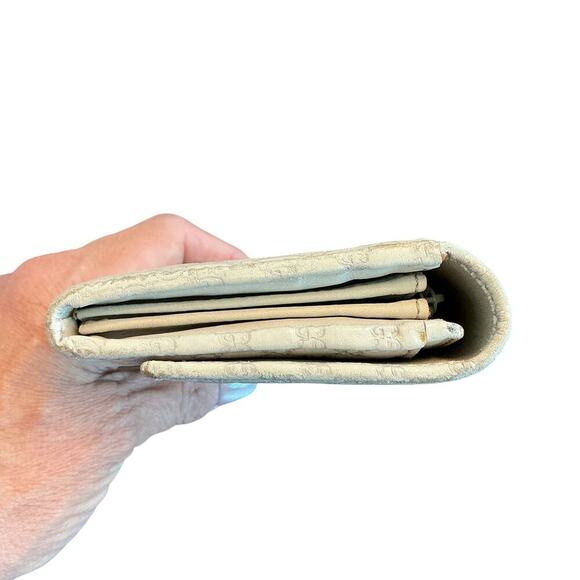 GUCCI Continental Microguccissim Leather Wallet In Beige Gold Hardware - Picture 11 of 16